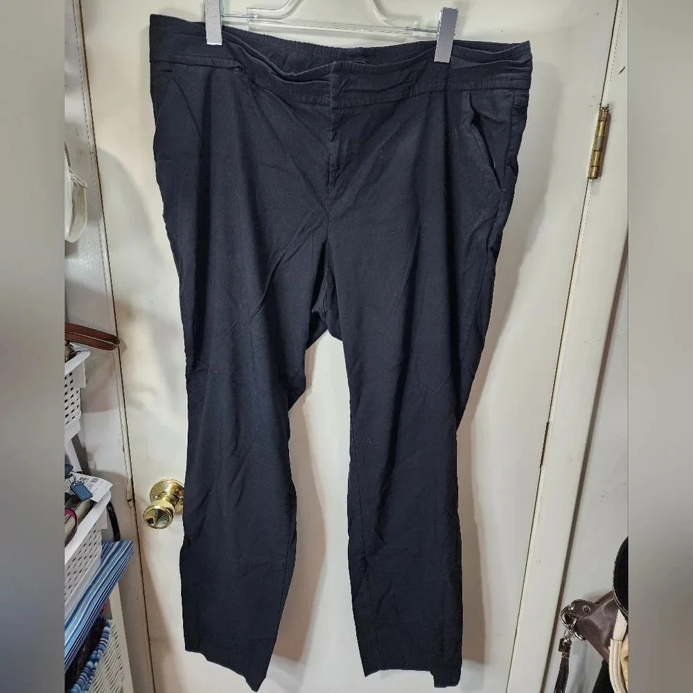 TORRID PLUS SIZE 22 BLACK DRESS PANTS, HOLE BY HOOK&EYE